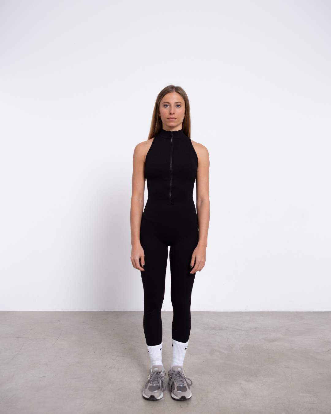 IVY MONO DEPORTIVO EN NEGRO