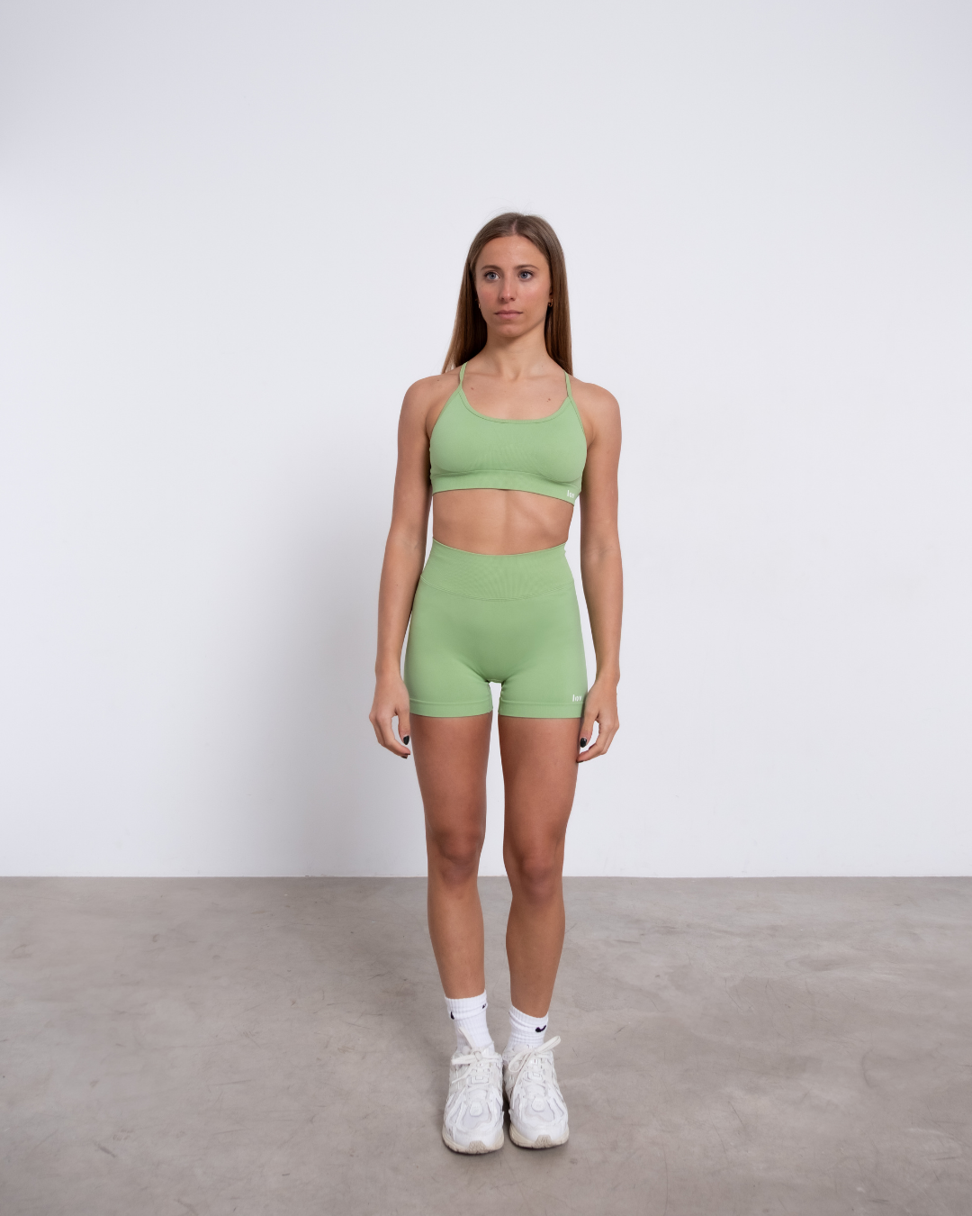 ISLA SHORTS DEPORTIVO EN VERDE