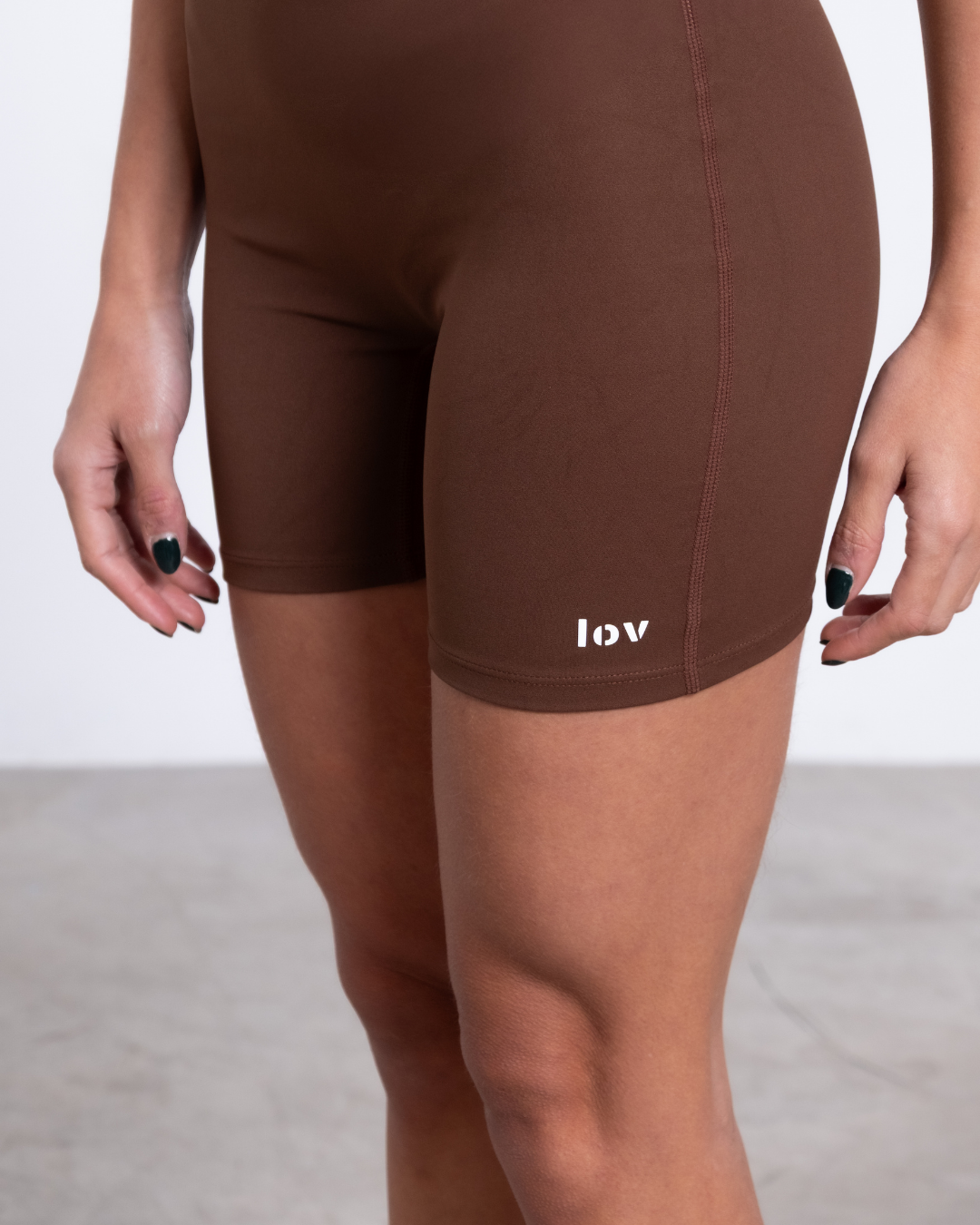 BELLA MONO DEPORTIVO EN MARRÓN